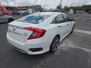 Used 2019 Honda Civic Touring image 7