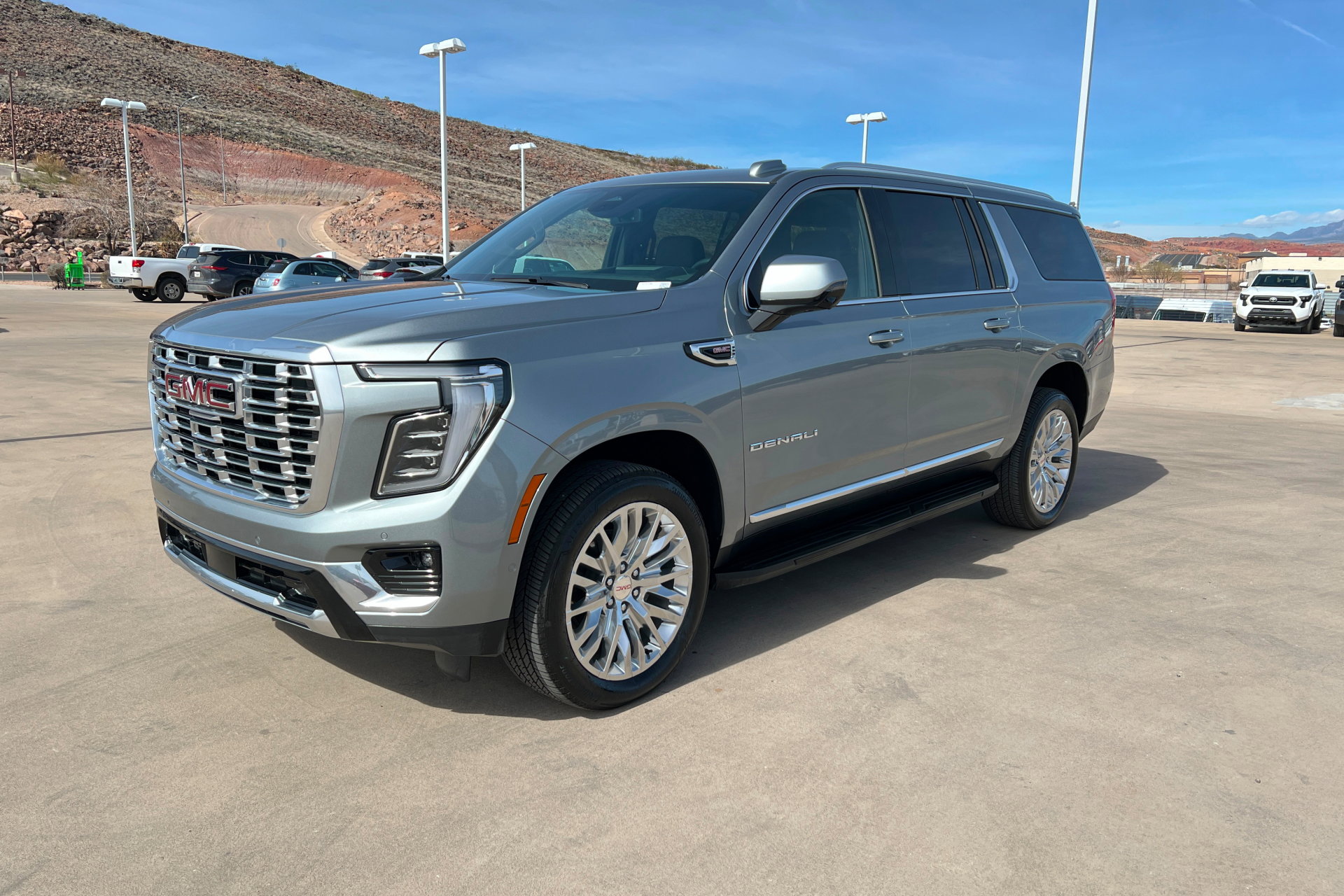 Used 2025 GMC Yukon XL Denali