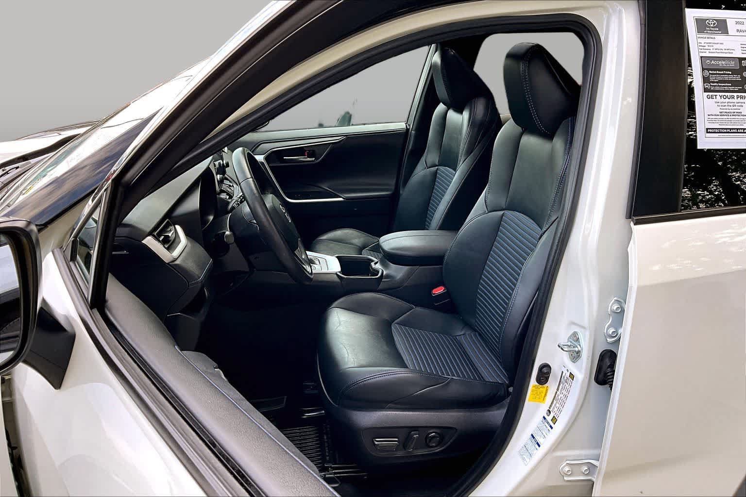 Certified 2022 Toyota RAV4 XSE AWD/4WD image 9