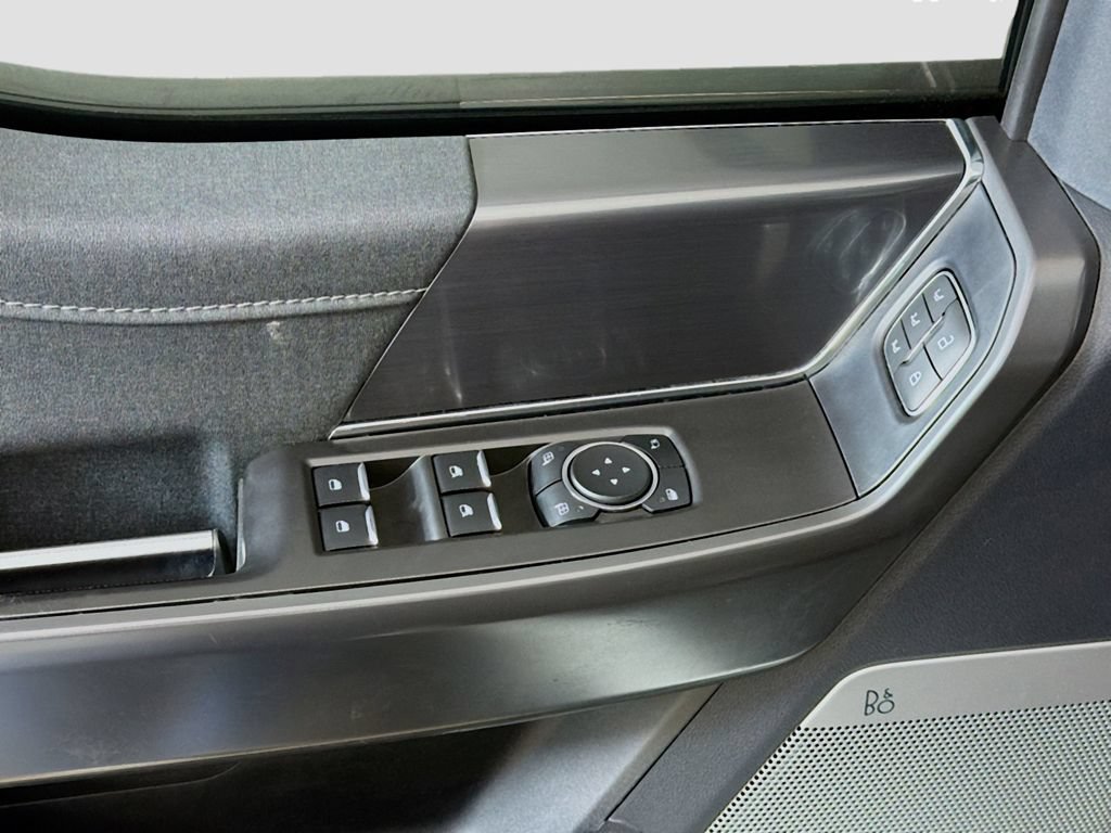 Used 2024 Ford F150 Lariat AWD/4WD image 34