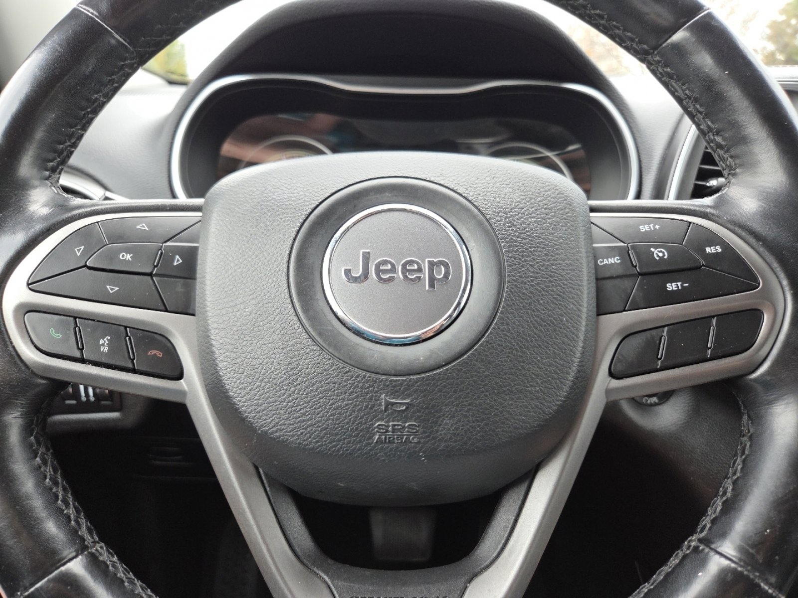 Used 2021 Jeep Cherokee Latitude Lux image 27