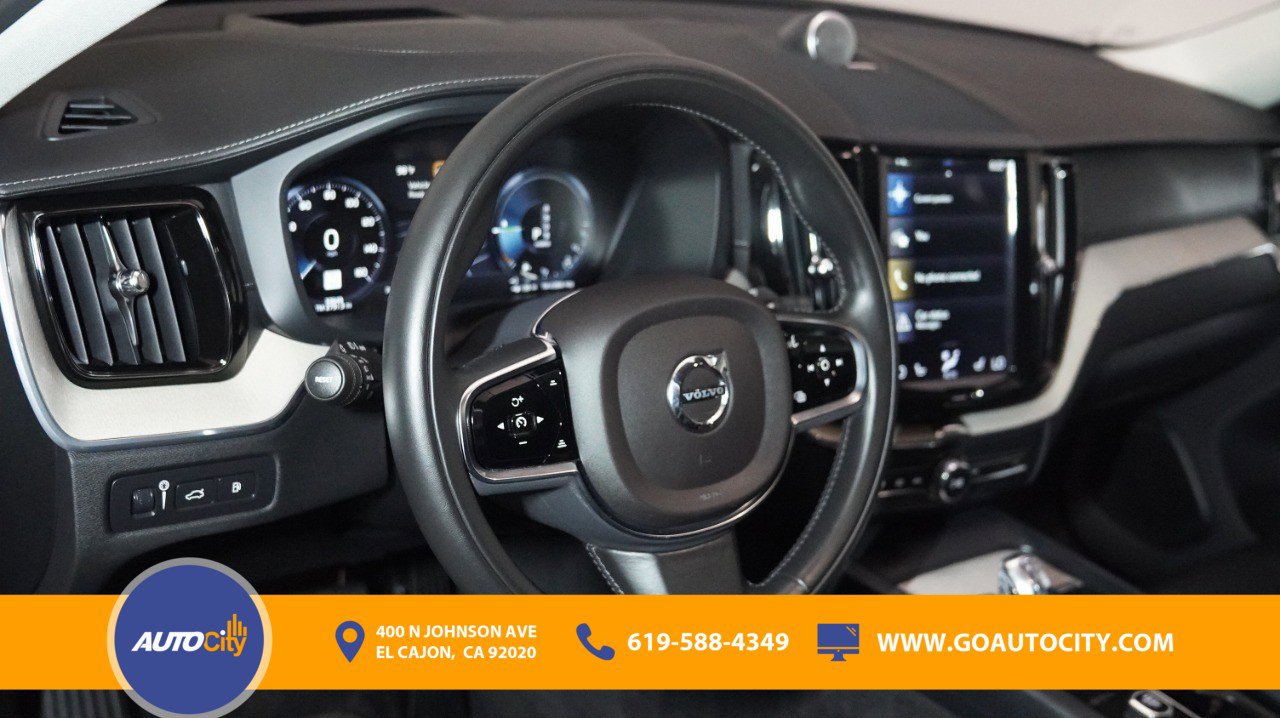 Used 2019 Volvo XC60 T8 Inscription w/ Advanced Package image 17