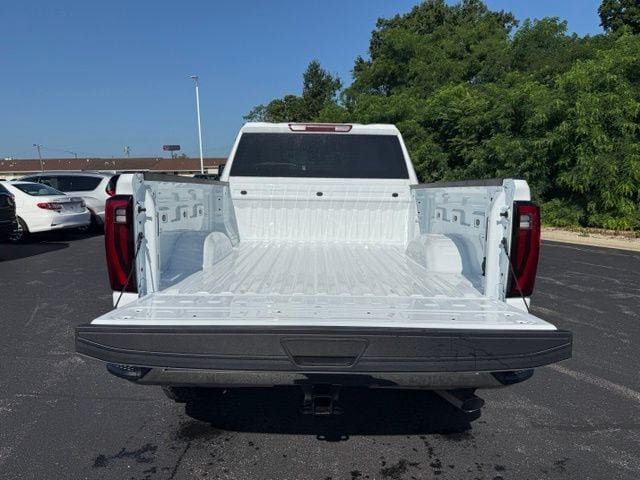 New 2026 GMC Sierra 2500 SLT w/ SLT Convenience Package AWD/4WD image 8