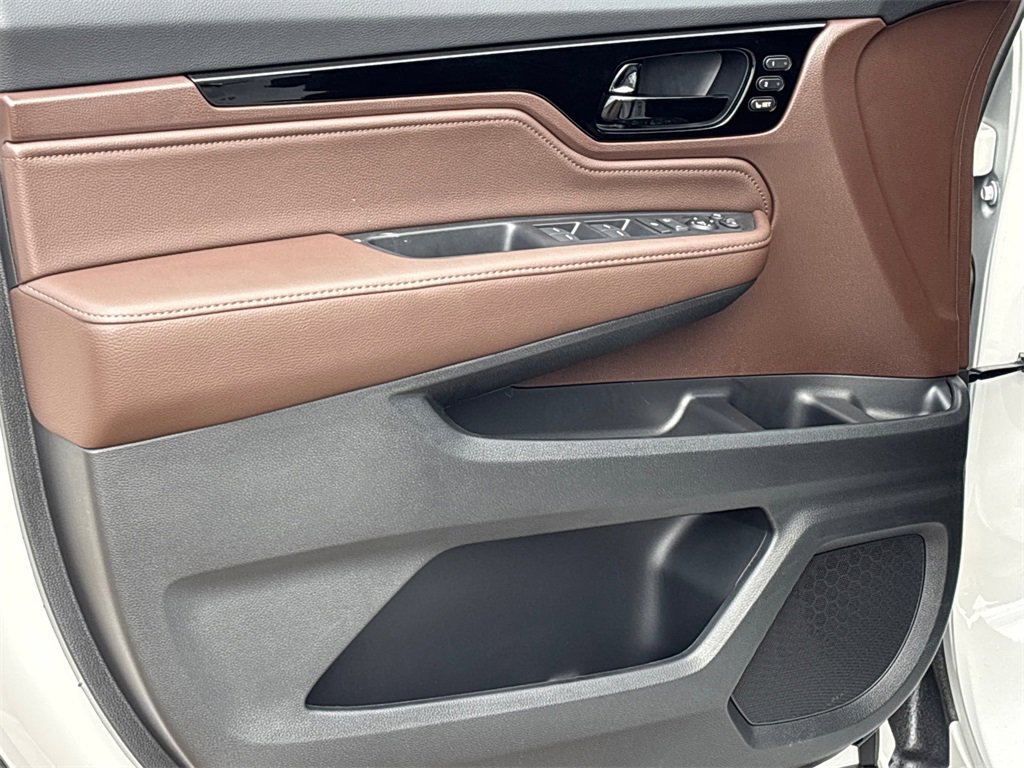 New 2026 Honda Odyssey Elite image 13
