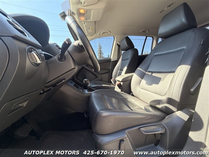 Used 2016 Volkswagen Tiguan S FWD image 11