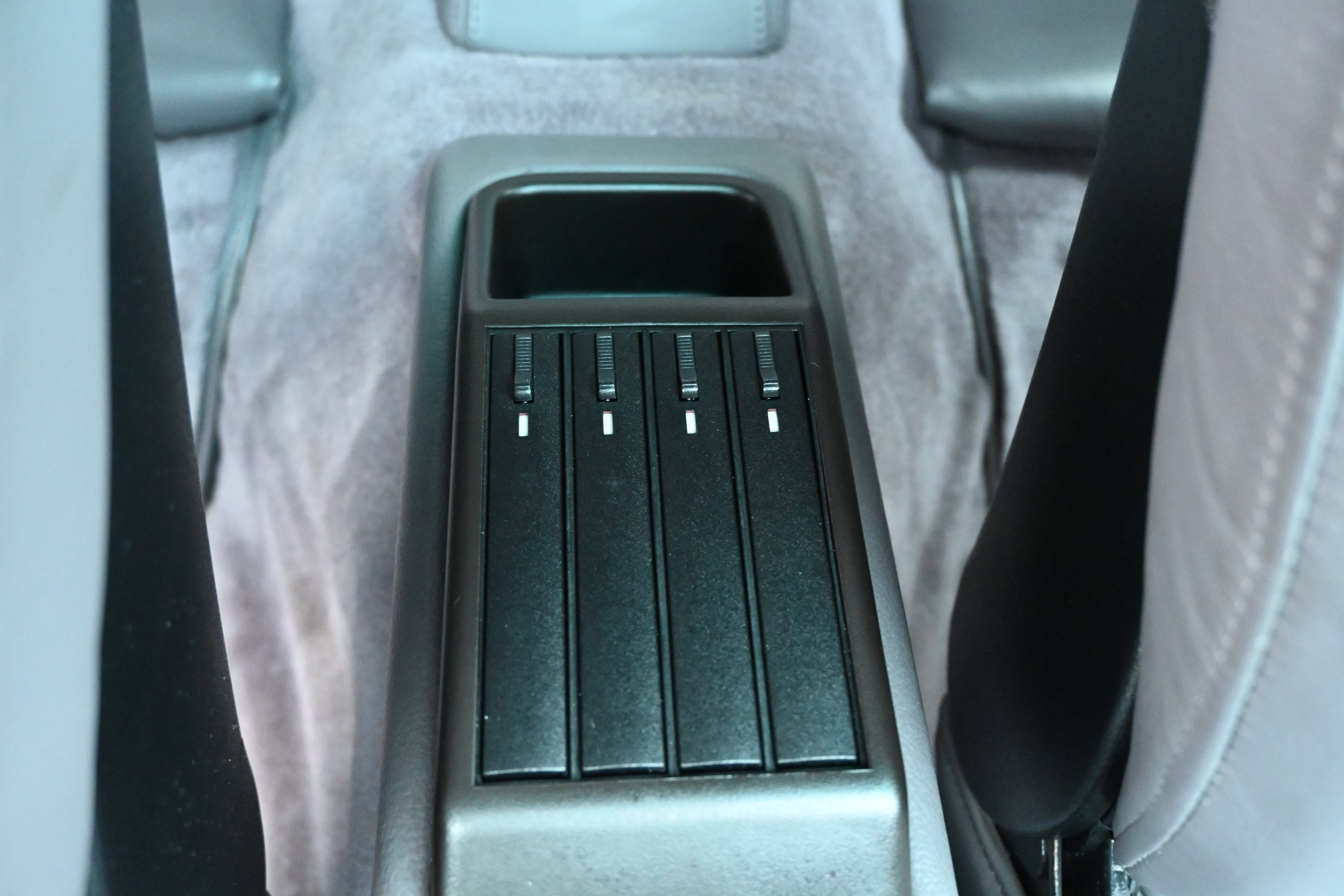 Used 1997 Porsche 911 Carrera 4 image 36