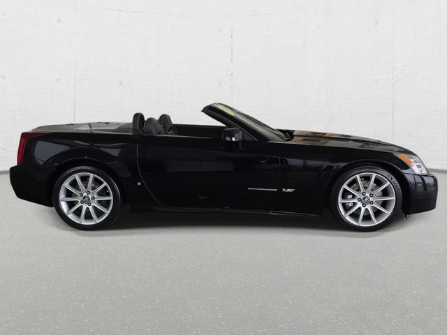 Used 2006 Cadillac XLR V RWD image 4