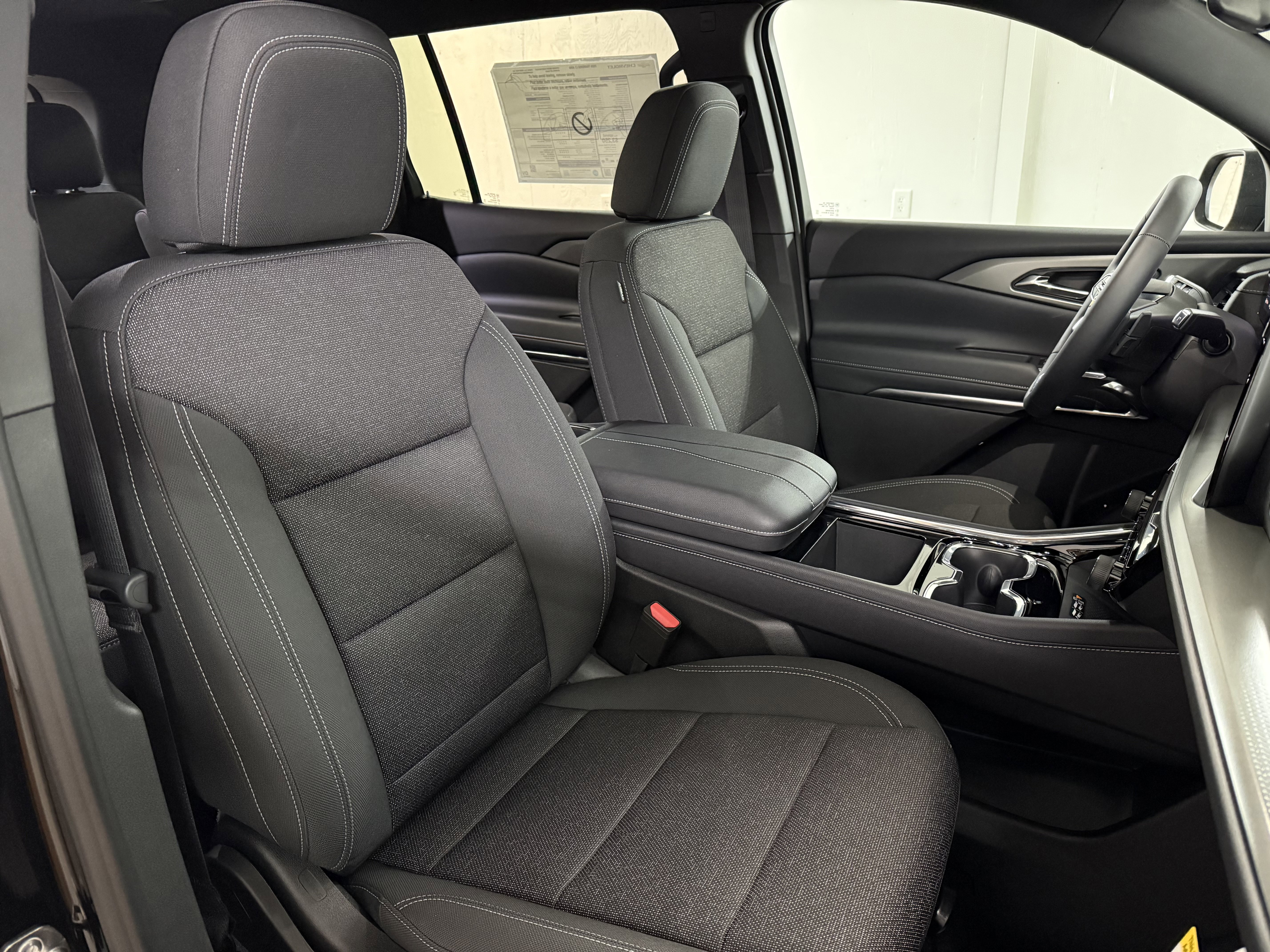 New 2026 Chevrolet Traverse LT image 32