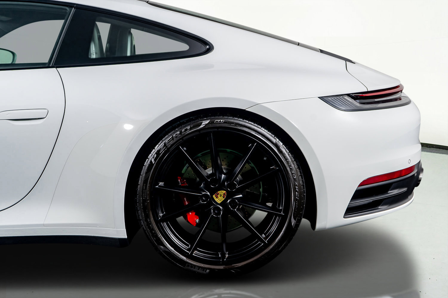 Used 2020 Porsche 911 Carrera S image 27