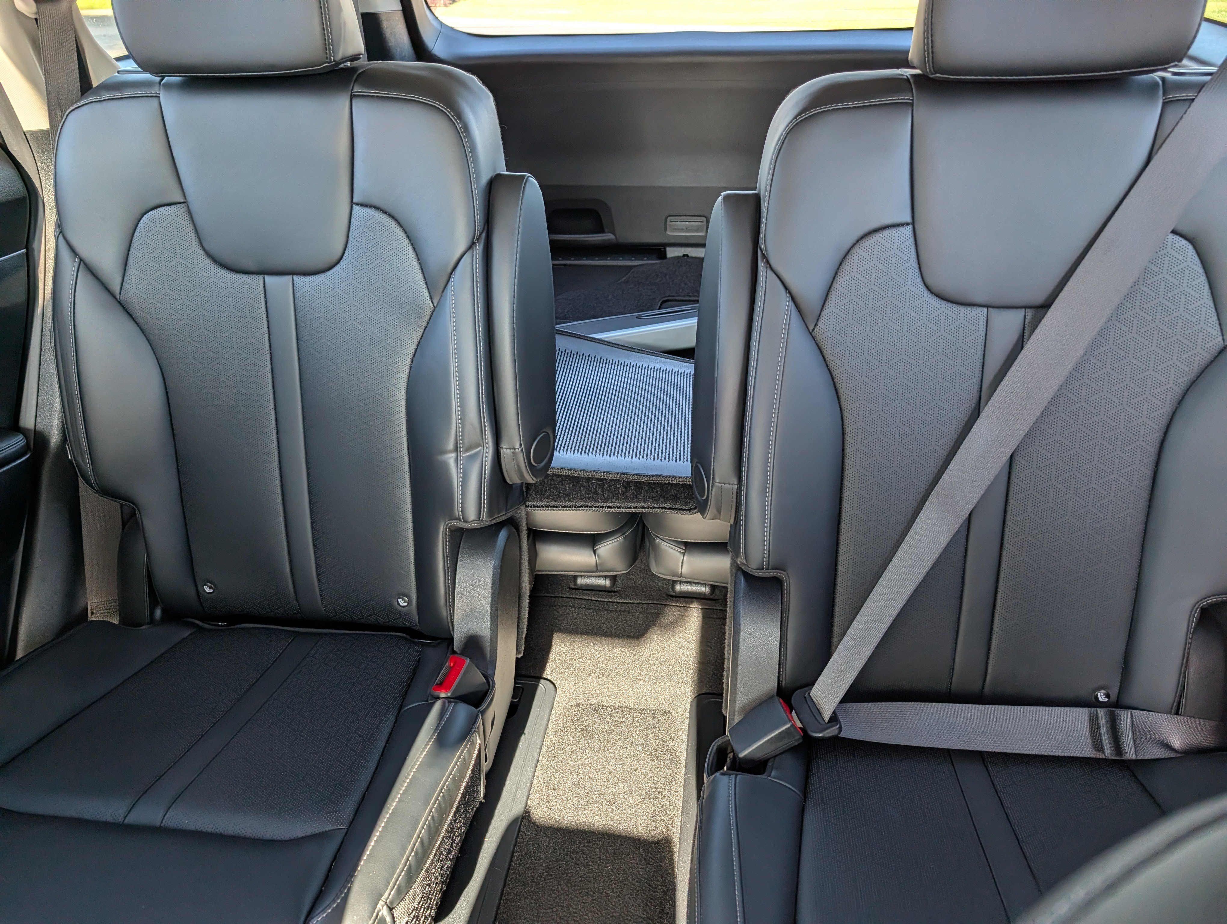 Certified 2023 Kia Sorento EX FWD image 13