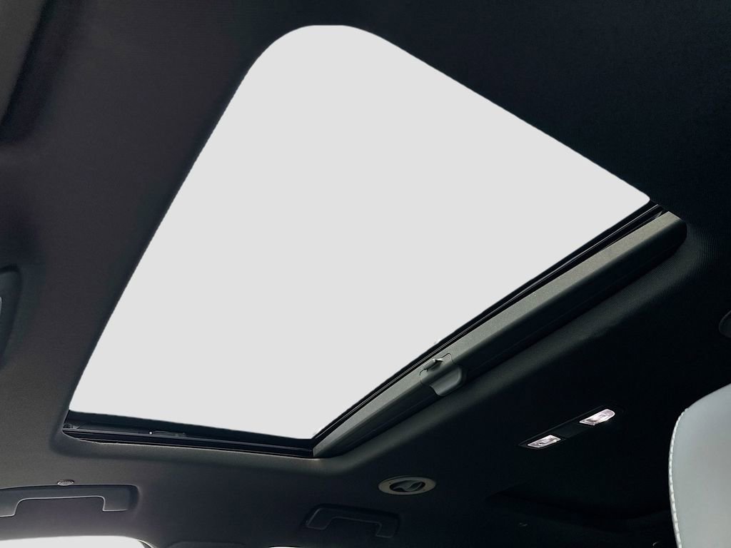 Used 2023 Buick Enclave Essence w/ Experience Buick Package image 19