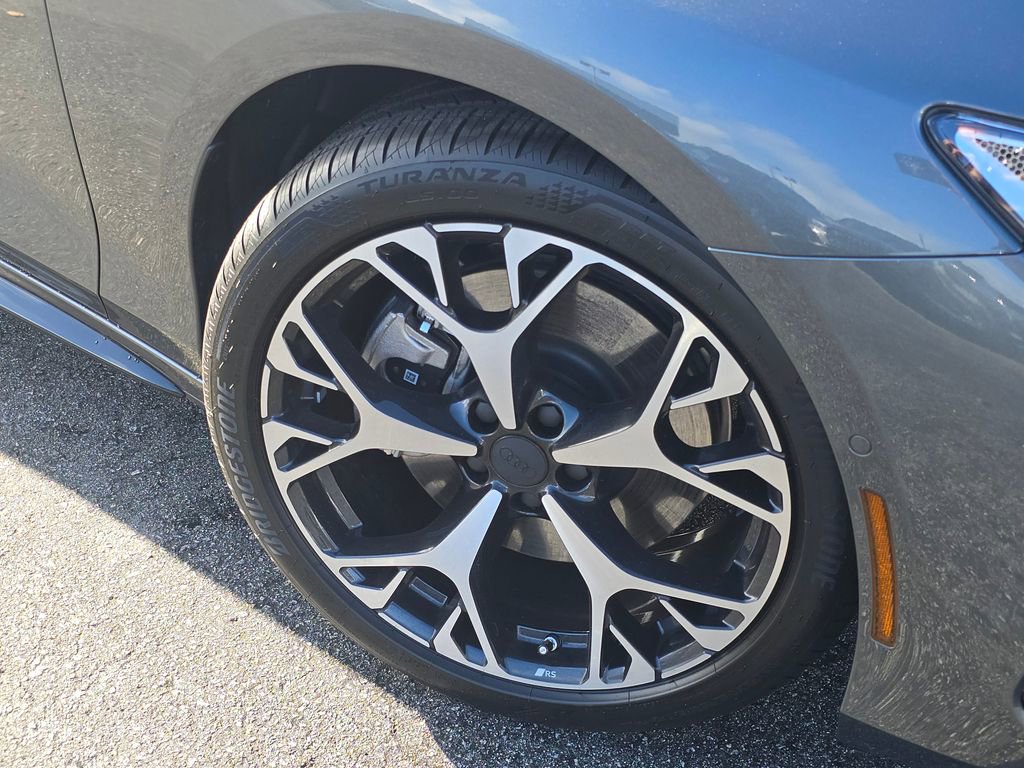 Used 2026 Audi A6 Premium Plus image 33
