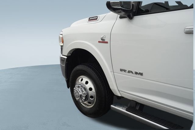 Used 2020 RAM 3500 Laramie image 36