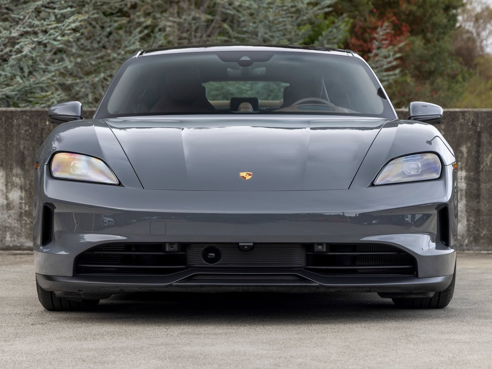 Certified 2025 Porsche Taycan AWD/4WD image 8