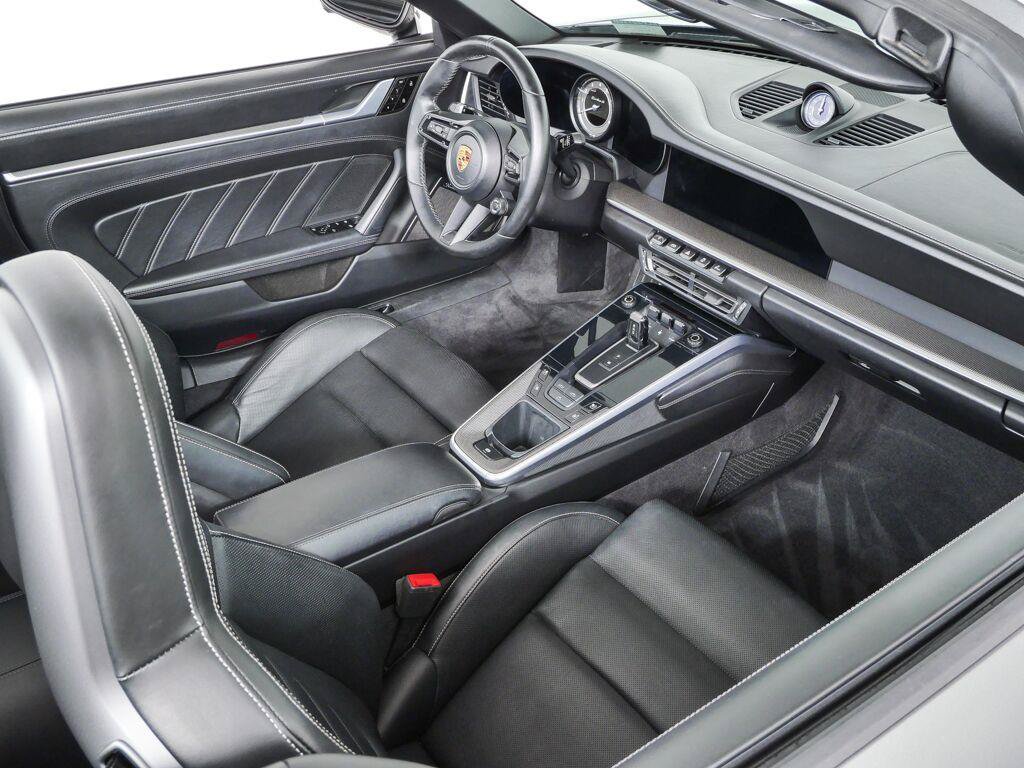 Certified 2021 Porsche 911 Turbo S AWD/4WD image 28