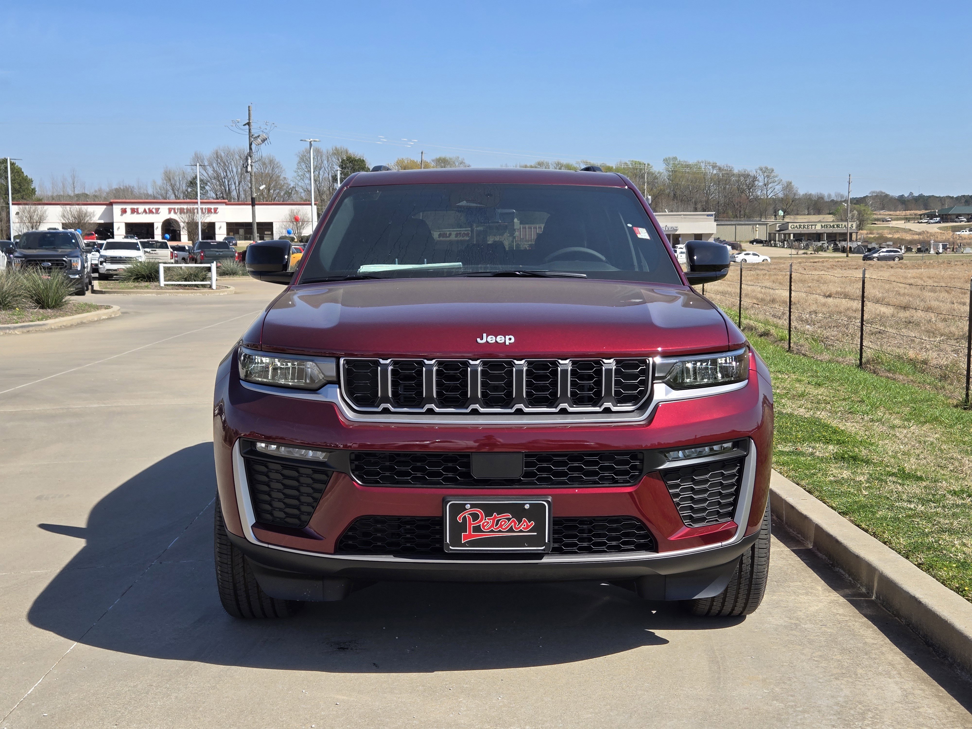New 2026 Jeep Grand Cherokee Limited w/ Trailer Tow Package RWD image 2