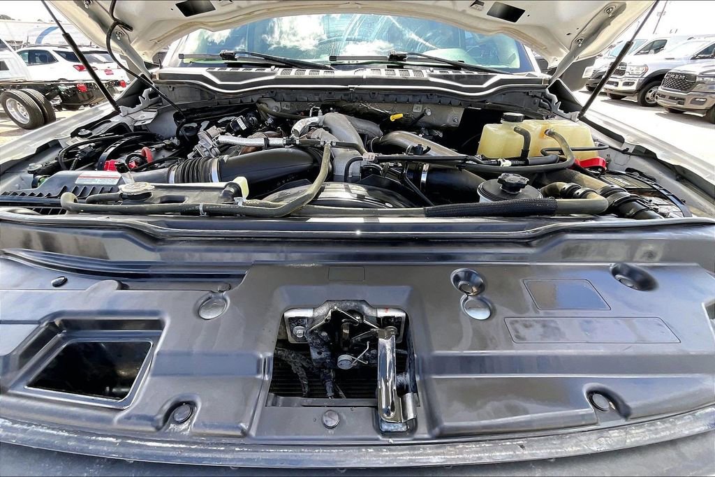 Used 2020 Ford F250 XLT image 30