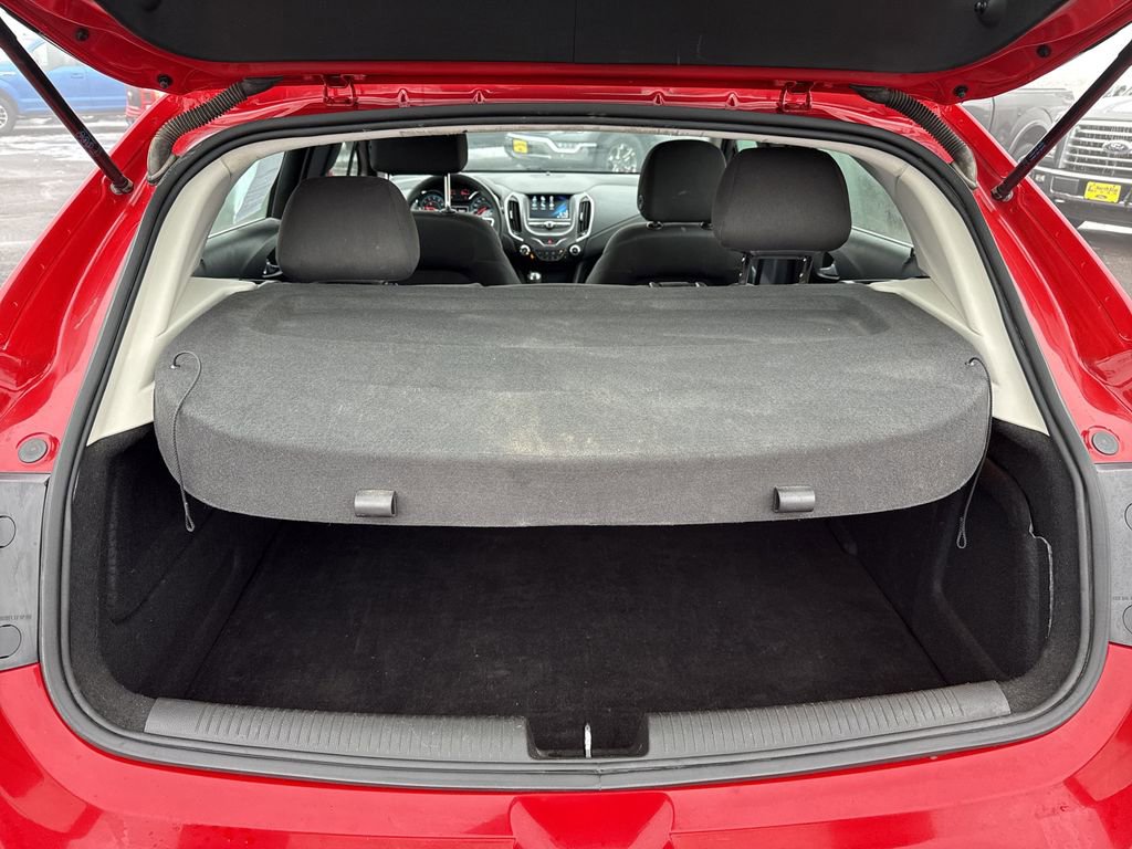 Used 2018 Chevrolet Cruze LT w/ Convenience Package FWD image 15