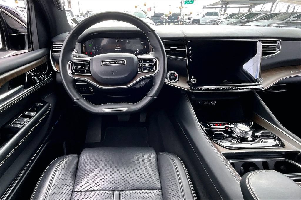 Used 2024 Jeep Grand Wagoneer L 4WD image 7