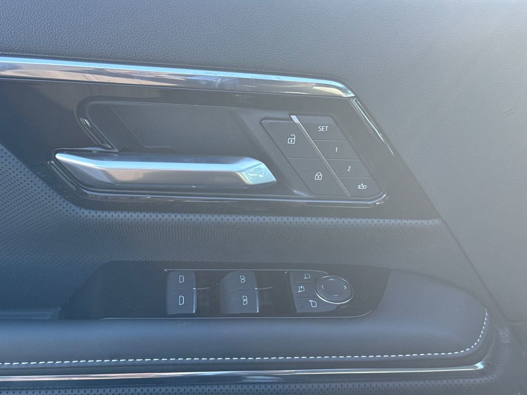 New 2025 GMC Sierra EV Denali image 18