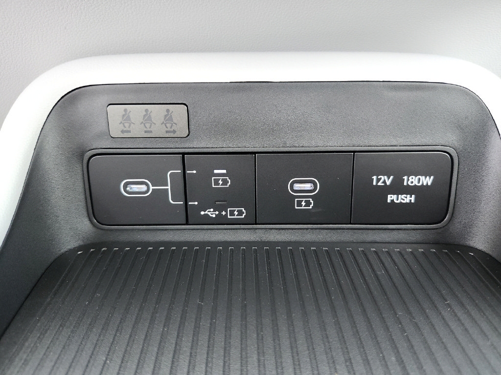 New 2027 Hyundai Kona SE FWD image 28