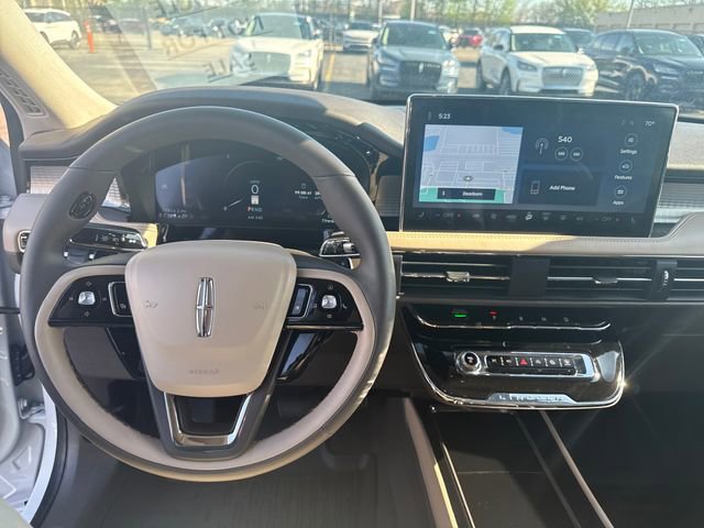 Used 2024 Lincoln Corsair FWD image 19