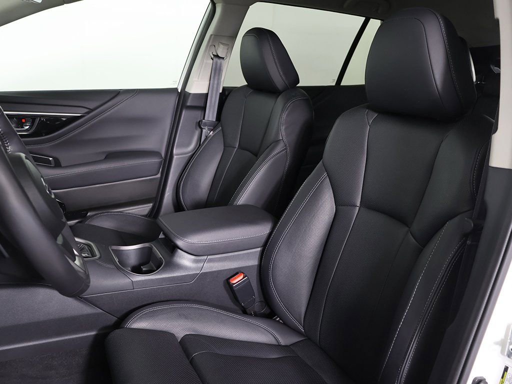 Used 2024 Subaru Outback Touring XT AWD/4WD image 29