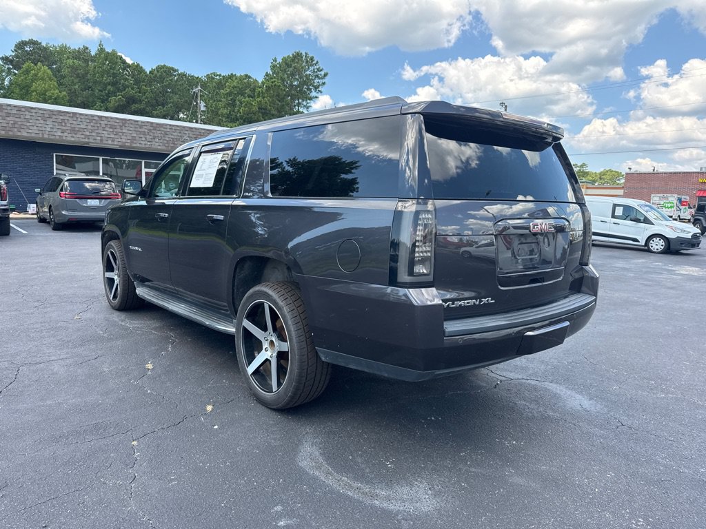 Used 2016 GMC Yukon XL SLE AWD/4WD image 3
