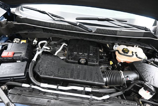 Used 2024 Chevrolet Silverado 1500 LT AWD/4WD image 35