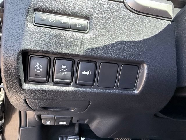 Used 2018 Nissan Murano SL w/ Midnight Edition Package AWD/4WD image 13