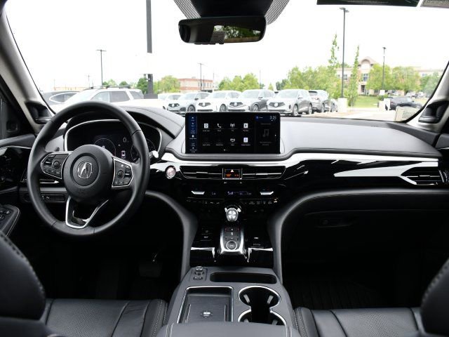 Certified 2026 Acura MDX FWD w/ Technology Package image 15