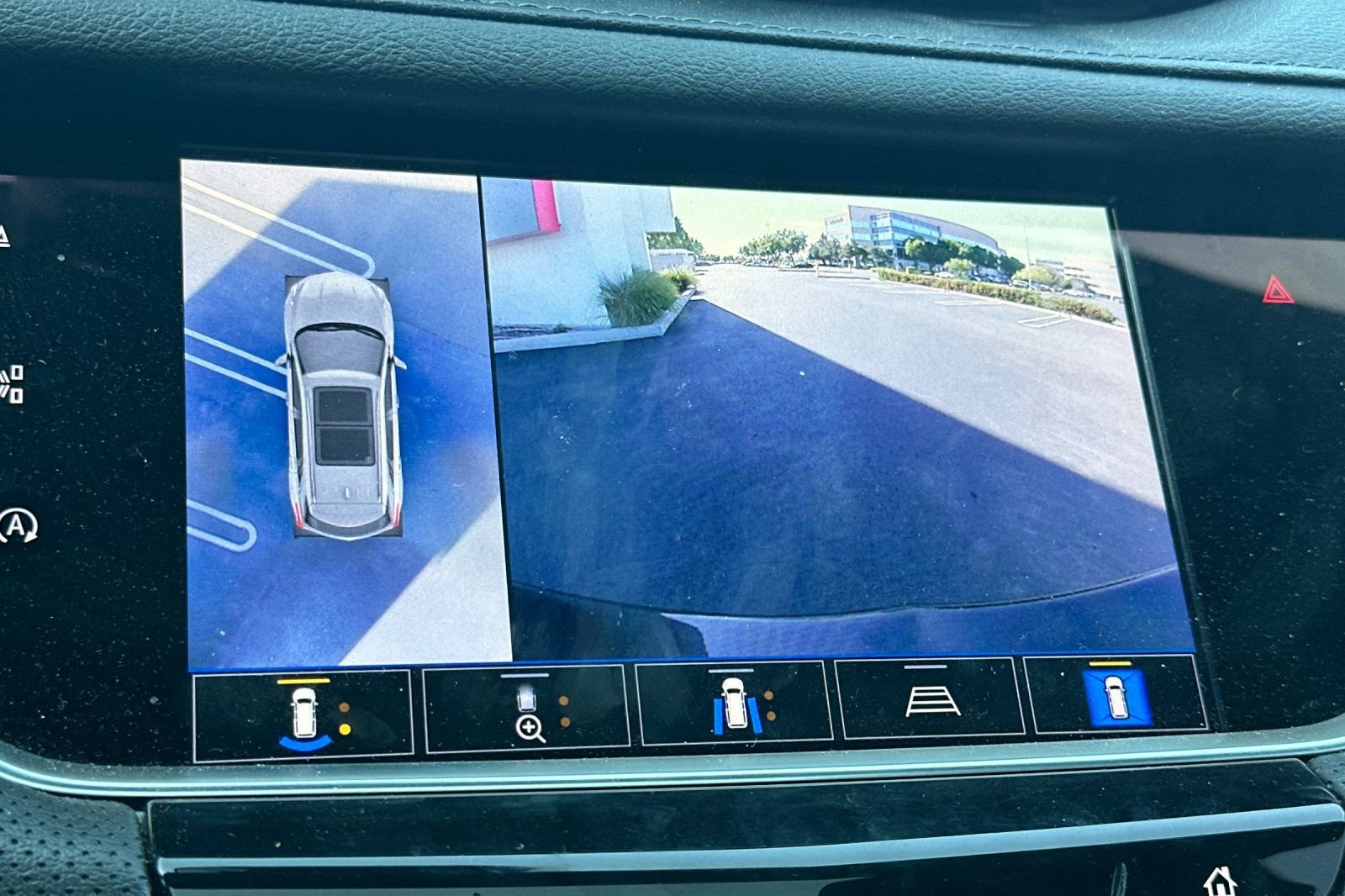Used 2023 Cadillac XT5 Premium Luxury w/ Technology Package FWD image 26