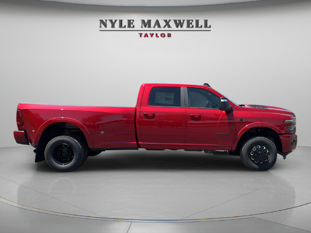 New 2027 RAM 3500 Laramie w/ Night Edition AWD/4WD image 13