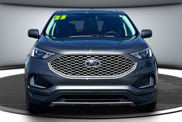 Used 2023 Ford Edge SEL image 2
