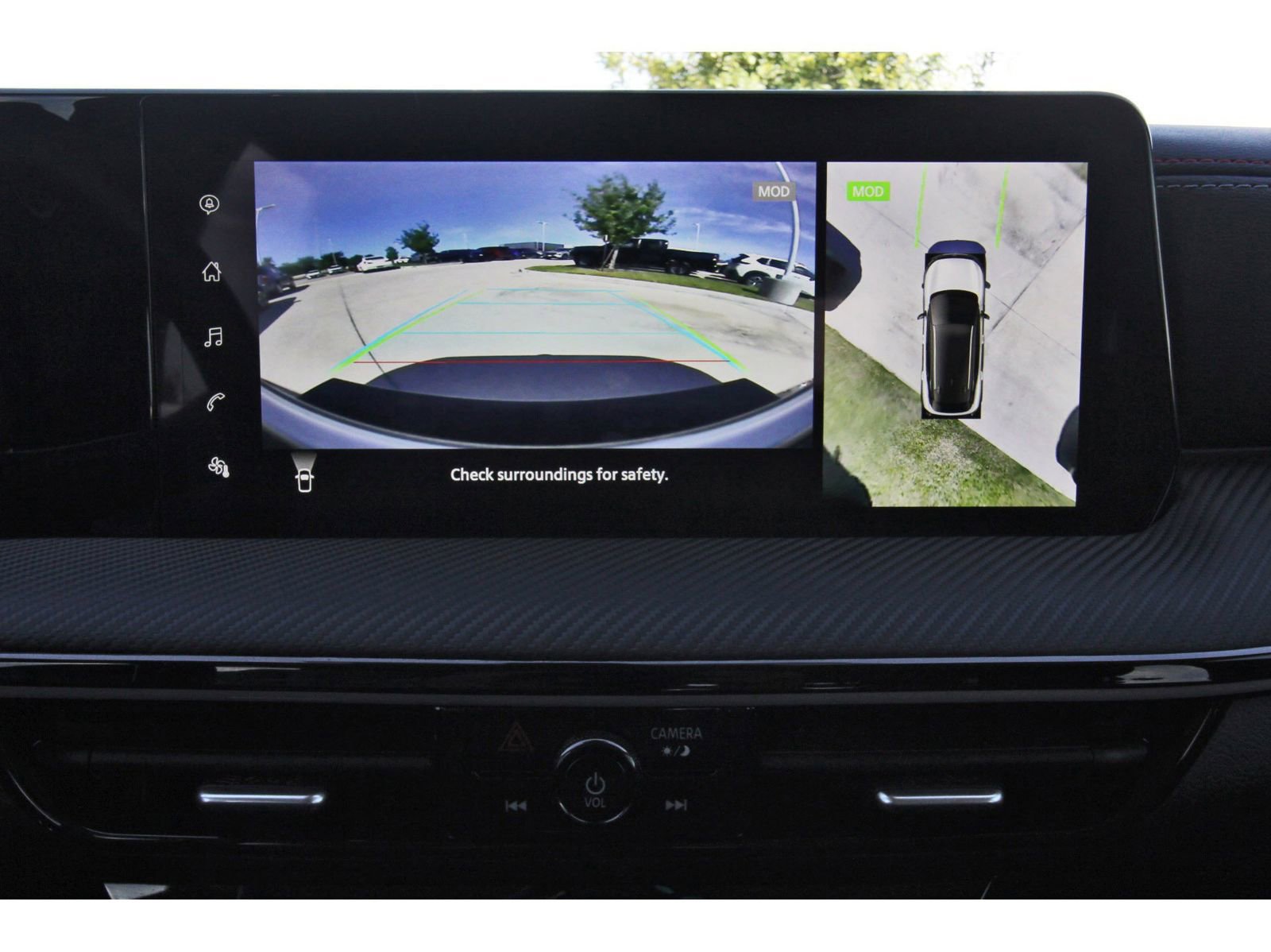 Certified 2025 Nissan Kicks SR FWD image 25