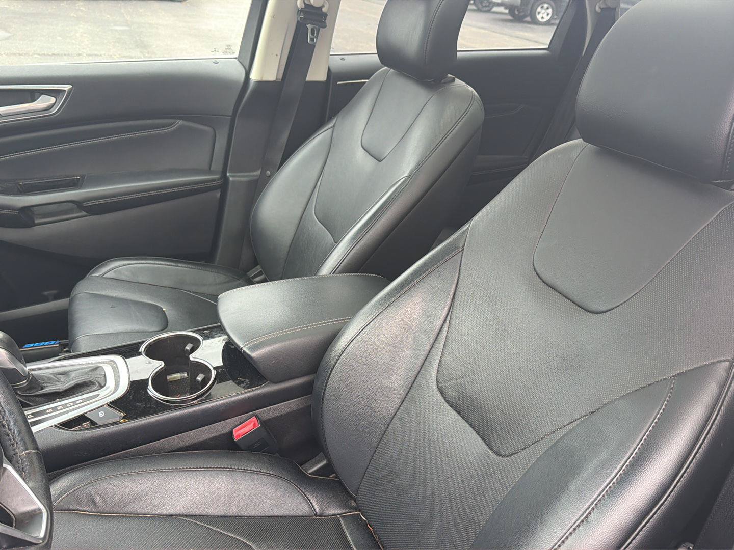 Used 2015 Ford Edge Titanium w/ Equipment Group 301A FWD image 18
