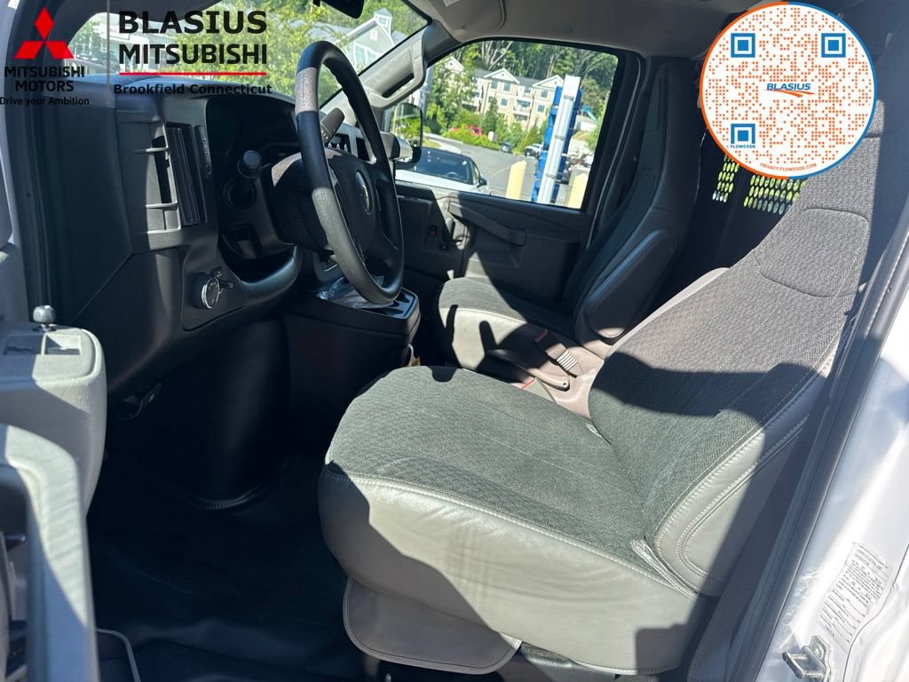 Used 2024 Chevrolet Express 2500 w/ Driver Convenience Package RWD image 22