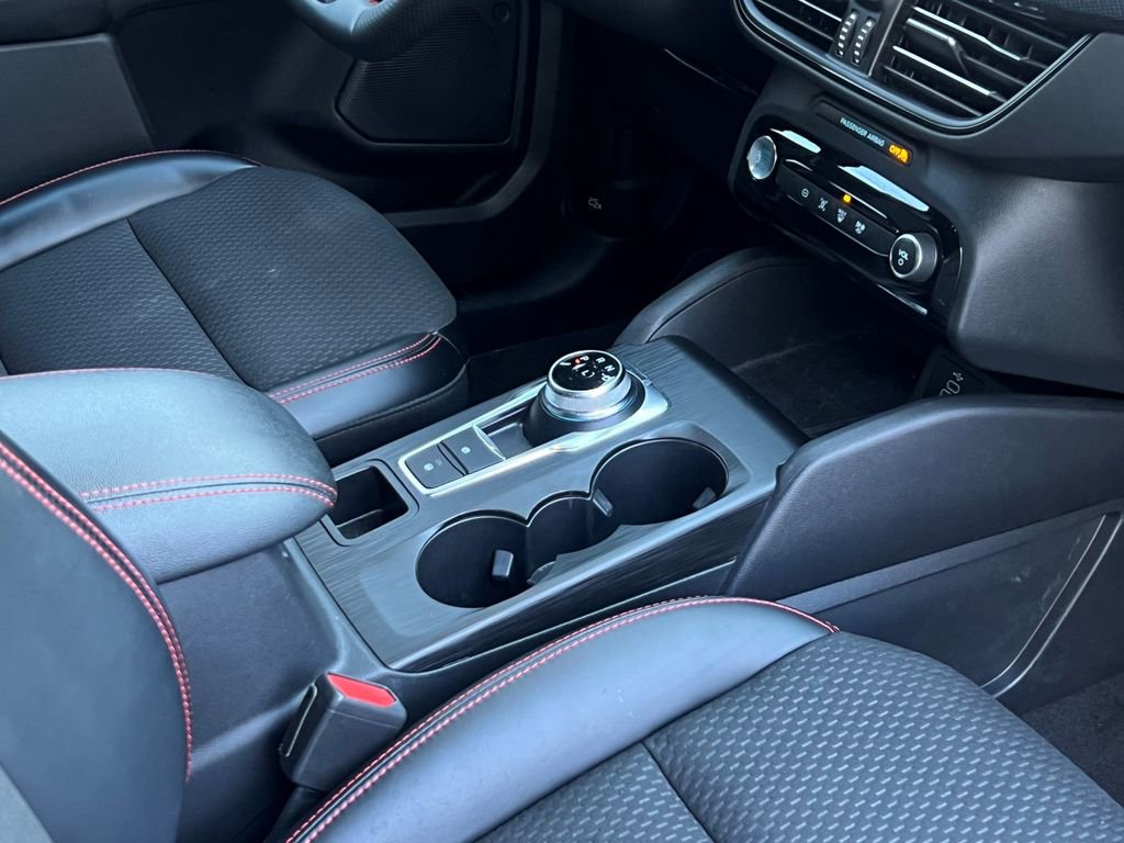 Used 2024 Ford Escape ST-Line Select w/ Tech Pack #1 image 15