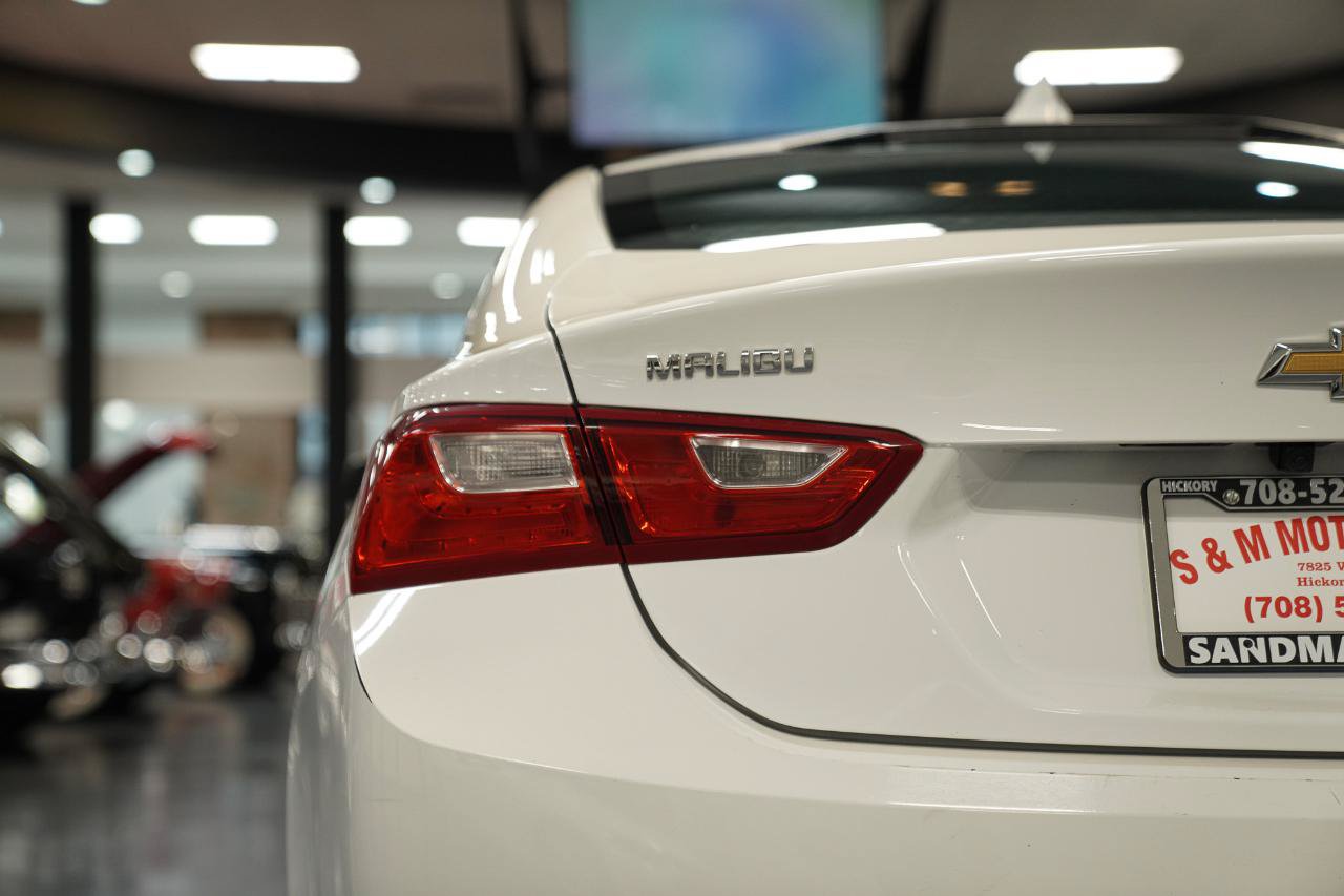 Used 2023 Chevrolet Malibu LT FWD image 16
