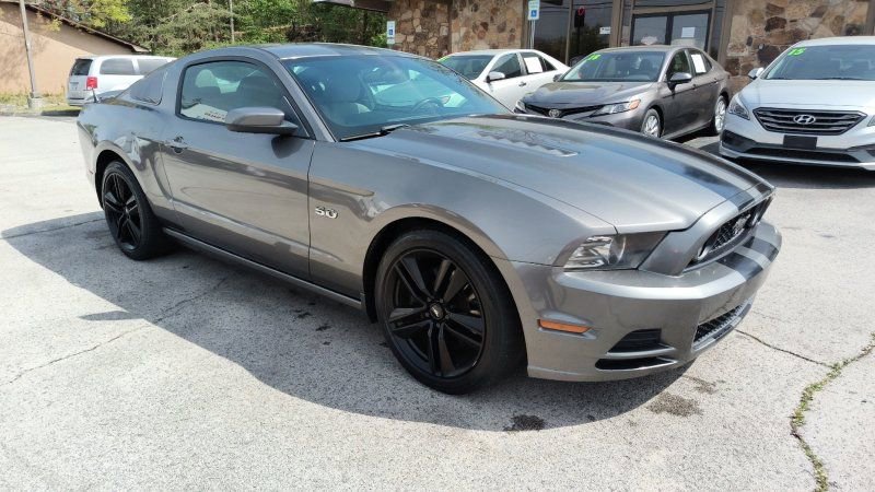 Used 2014 Ford Mustang GT RWD image 7