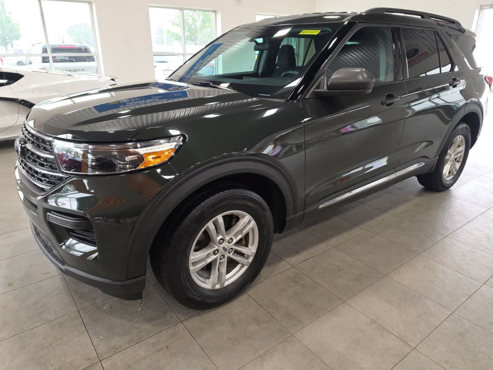 Used 2023 Ford Explorer XLT AWD/4WD video 1