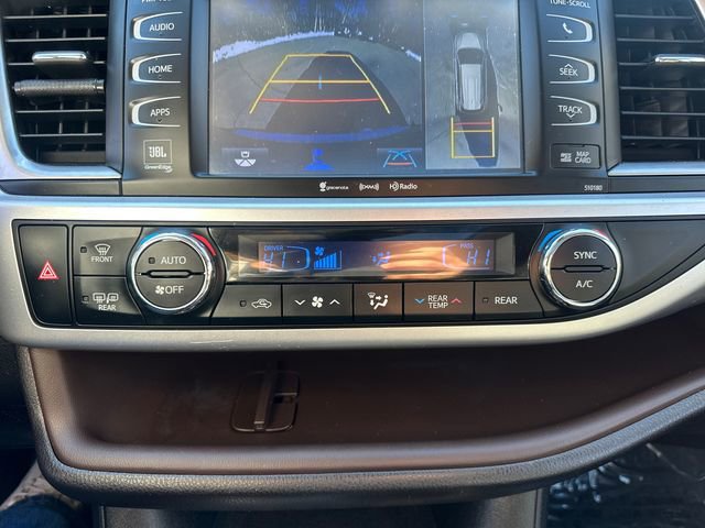 Used 2018 Toyota Highlander Limited Platinum image 36