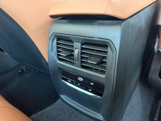 Used 2023 BMW 230i Coupe image 26