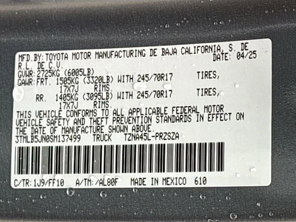 Used 2025 Toyota Tacoma SR5 image 34