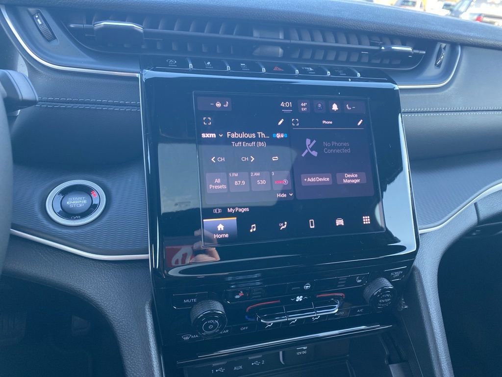 New 2025 Jeep Grand Cherokee L Altitude image 21