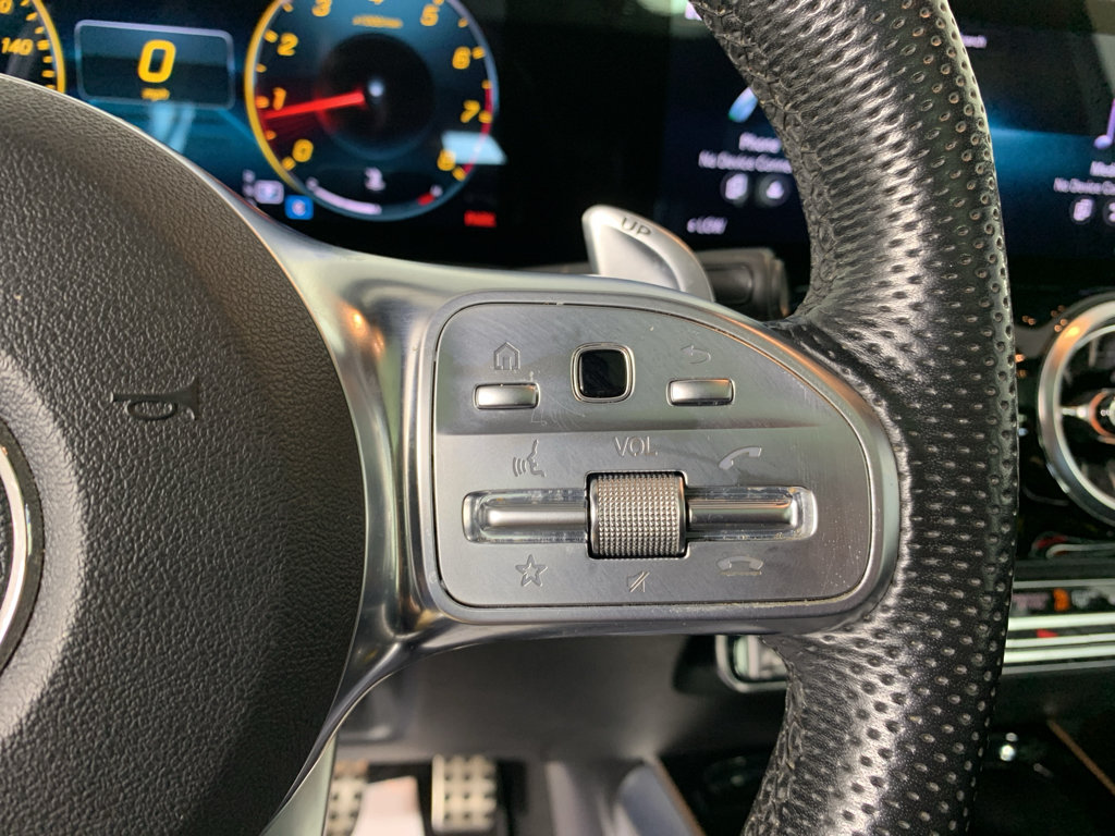 Used 2022 Mercedes-Benz GLA 35 AMG 4MATIC image 19