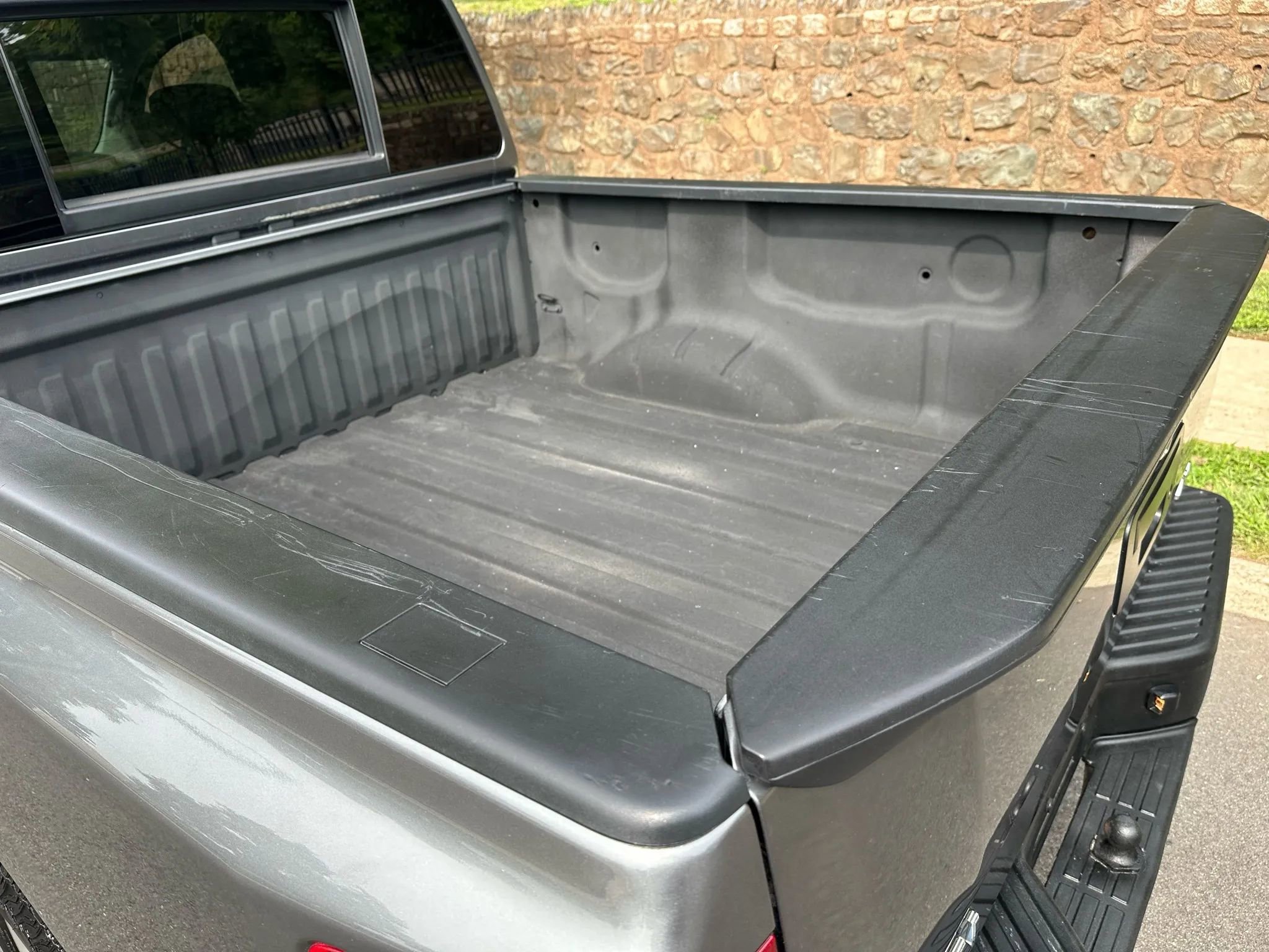 Used 2015 Nissan Titan PRO-4X image 24