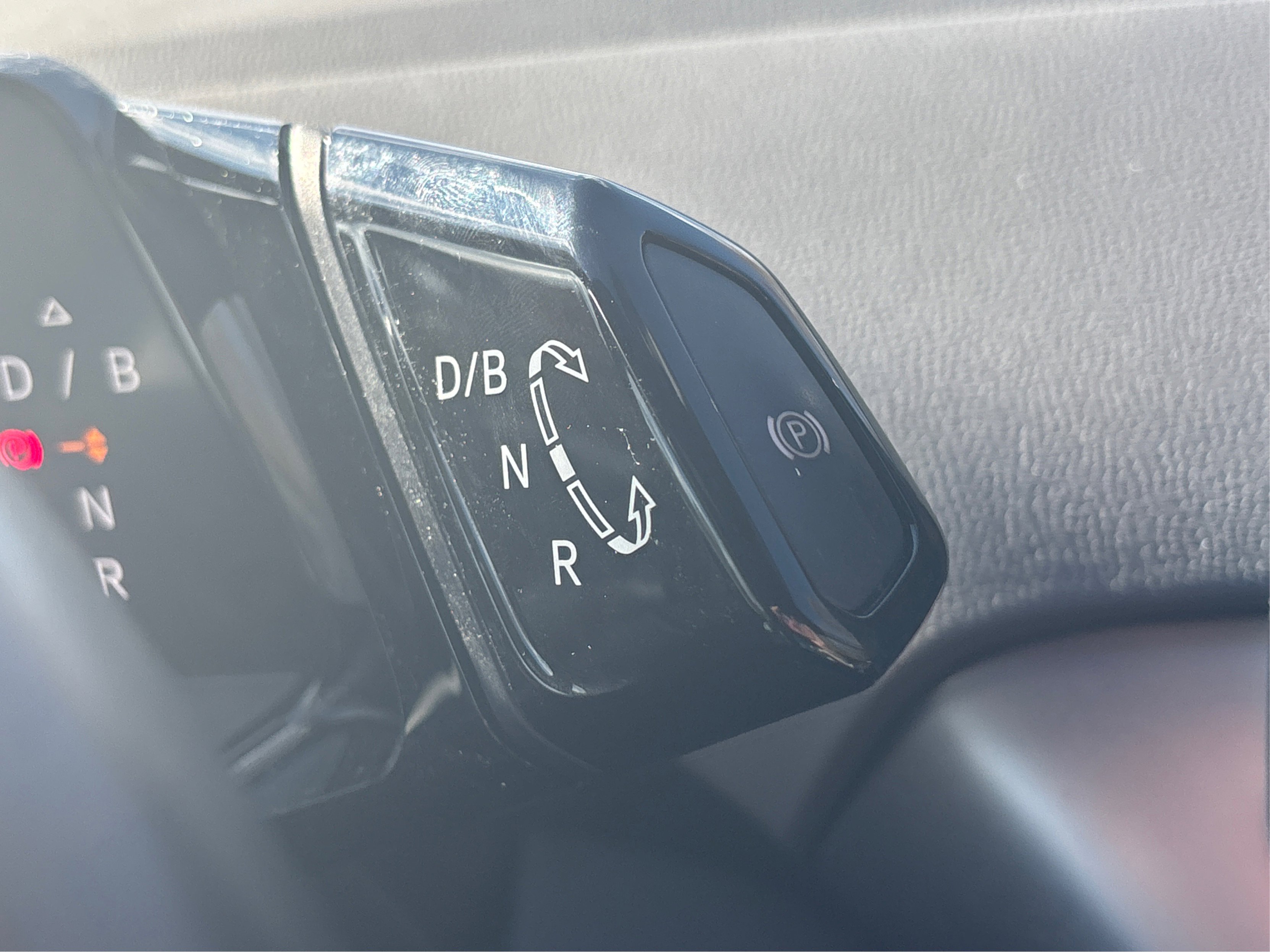 Used 2022 Volkswagen ID.4 Pro image 56