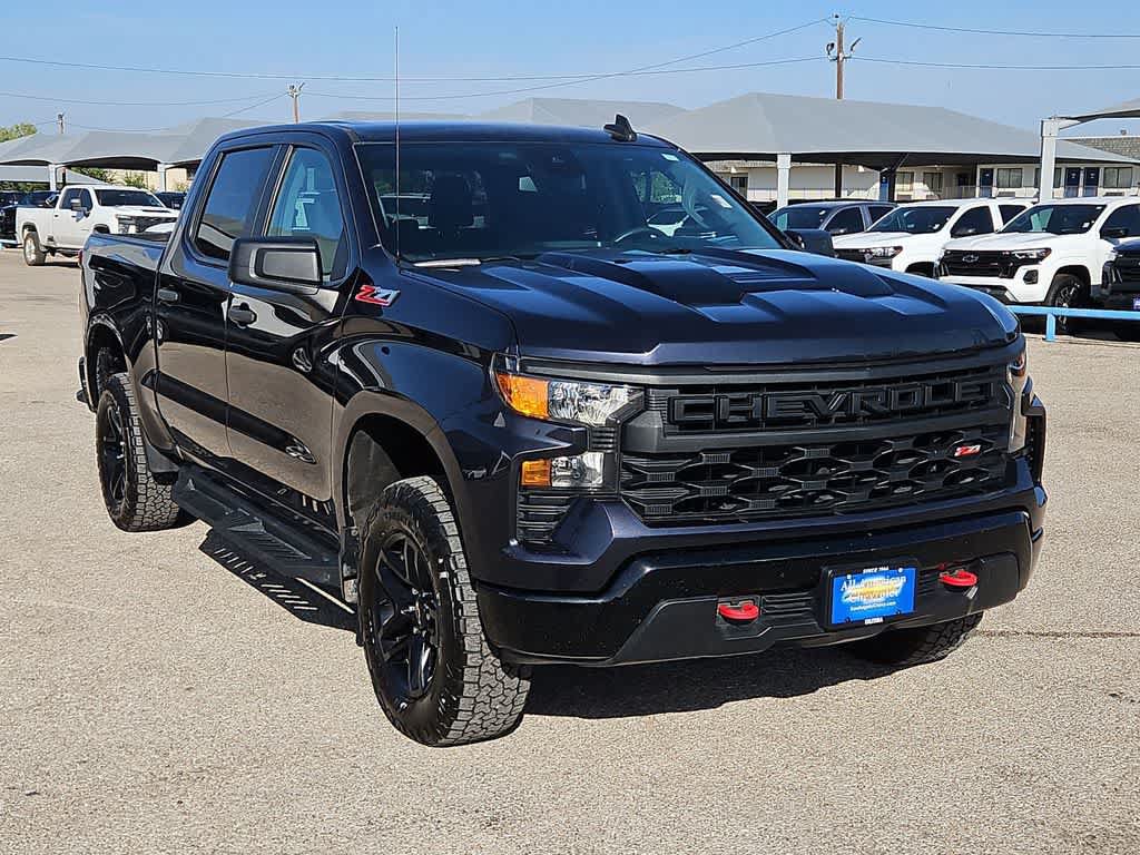 Used 2022 Chevrolet Silverado 1500 Custom Trail Boss AWD/4WD image 2