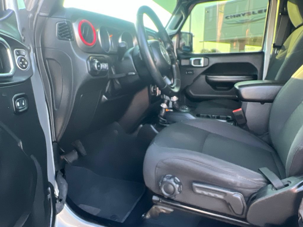 Used 2020 Jeep Wrangler Unlimited Sport S AWD/4WD image 23